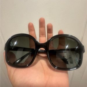 Women’s Tom Ford Hanley Sunglasses Brand New